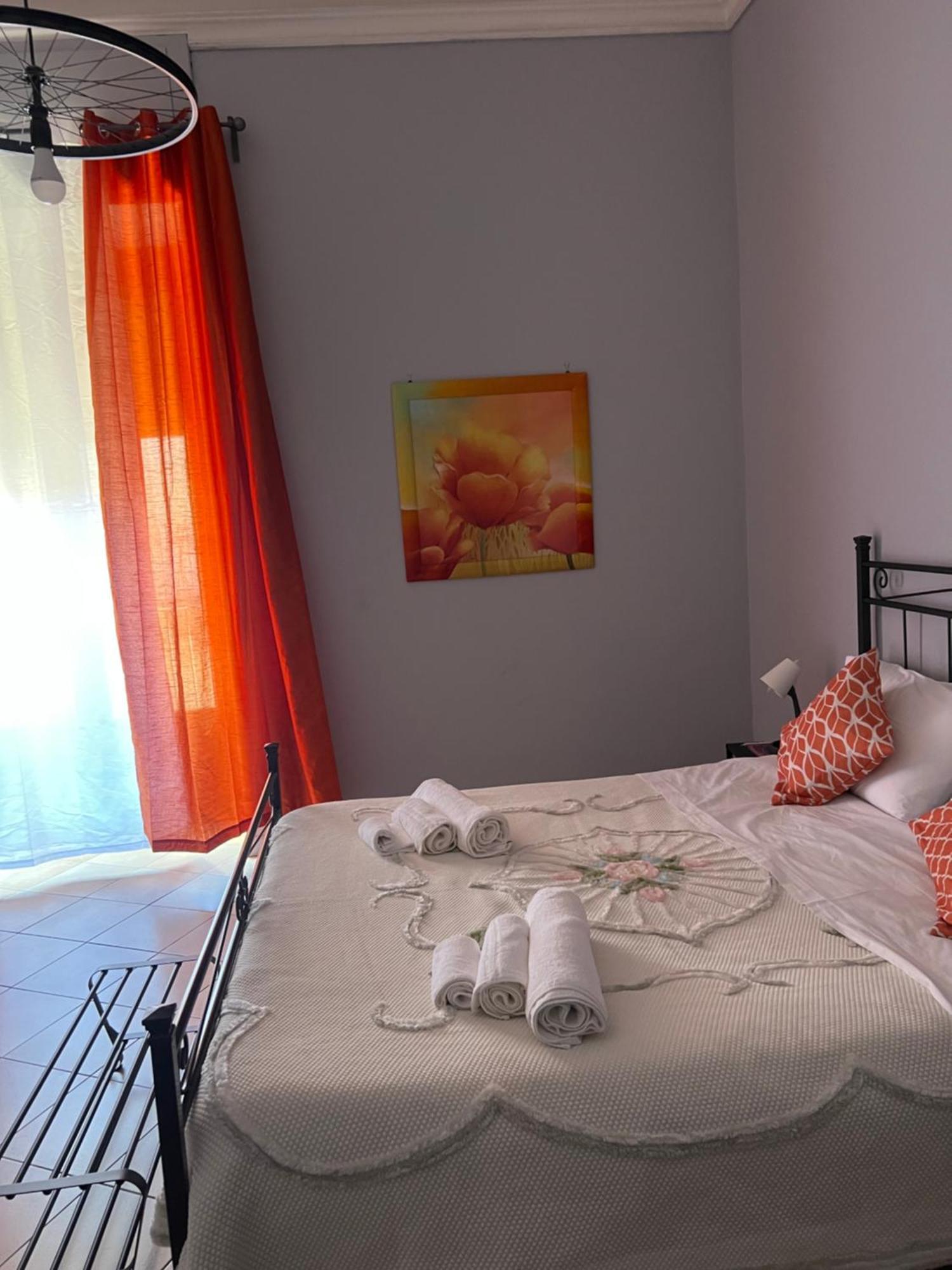 Terrazza Santa Chiara Bed & Breakfast คาตาเนีย ภายนอก รูปภาพ